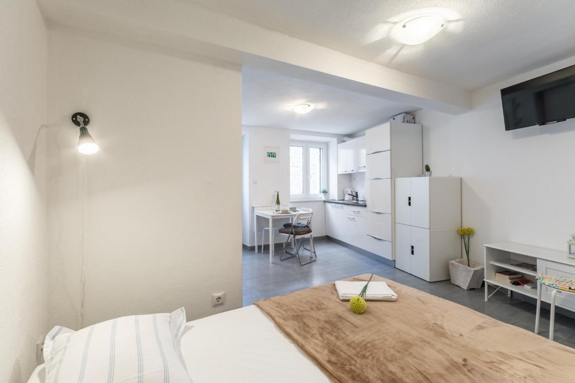 Apartments Sonja Pucisca Room photo